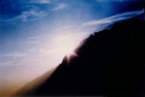 Tramonto solstiziale invernale apparente sul versante meridionale della Concarena